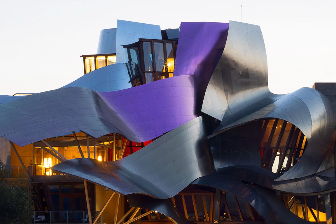 Bodega de Marqués de Riscal en El Ciego