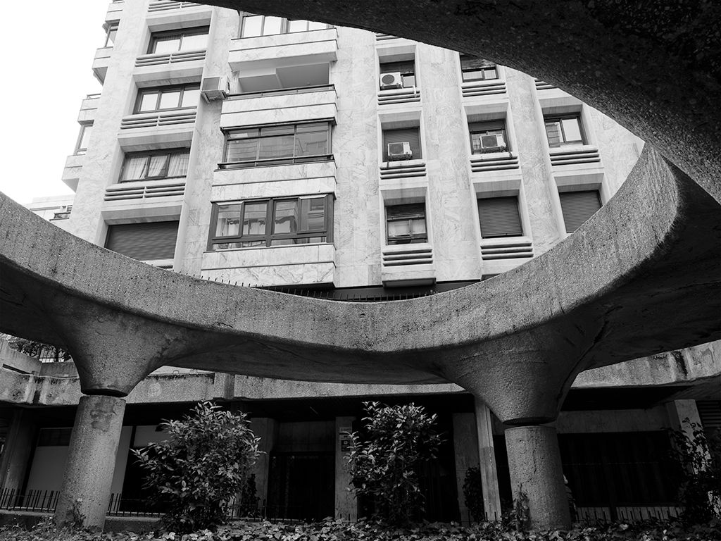 Brutalismo. Conjunto Galaxia.