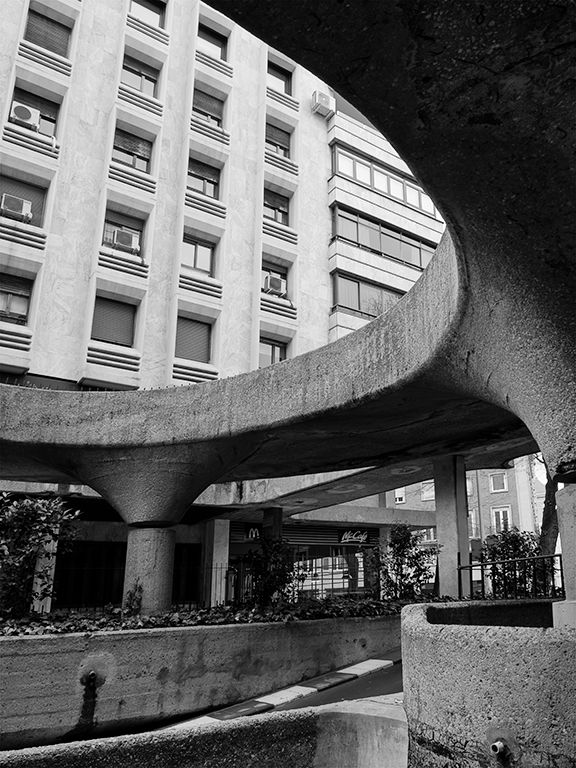 Brutalismo. Conjunto Galaxia.