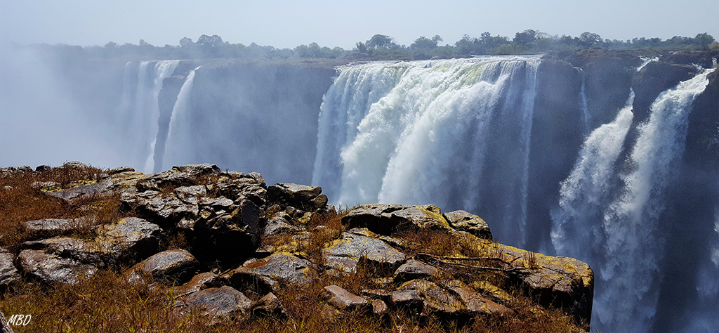 Sólo falta escuchar su fragor