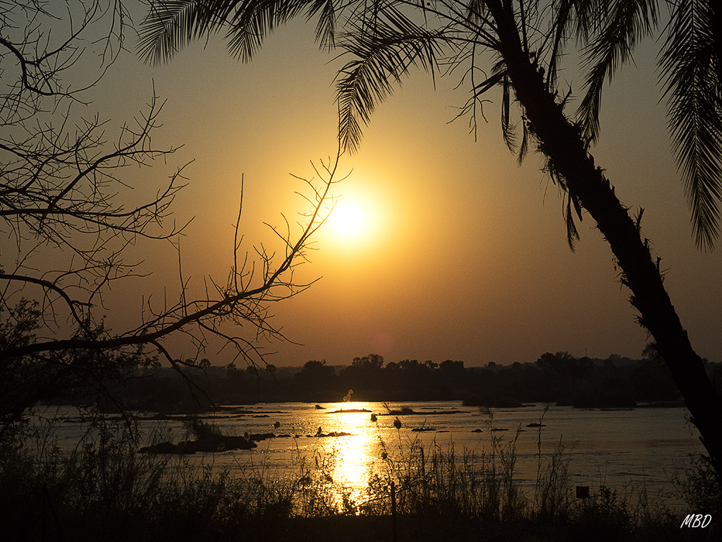 Y la puesta de sol promete