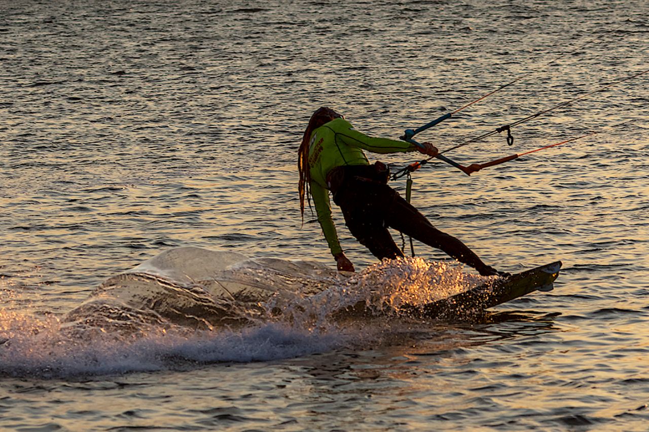 Kite surf