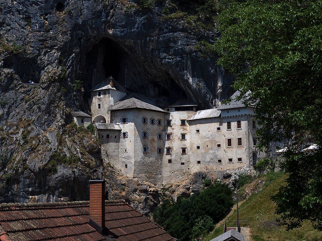 Castillo de Predjama