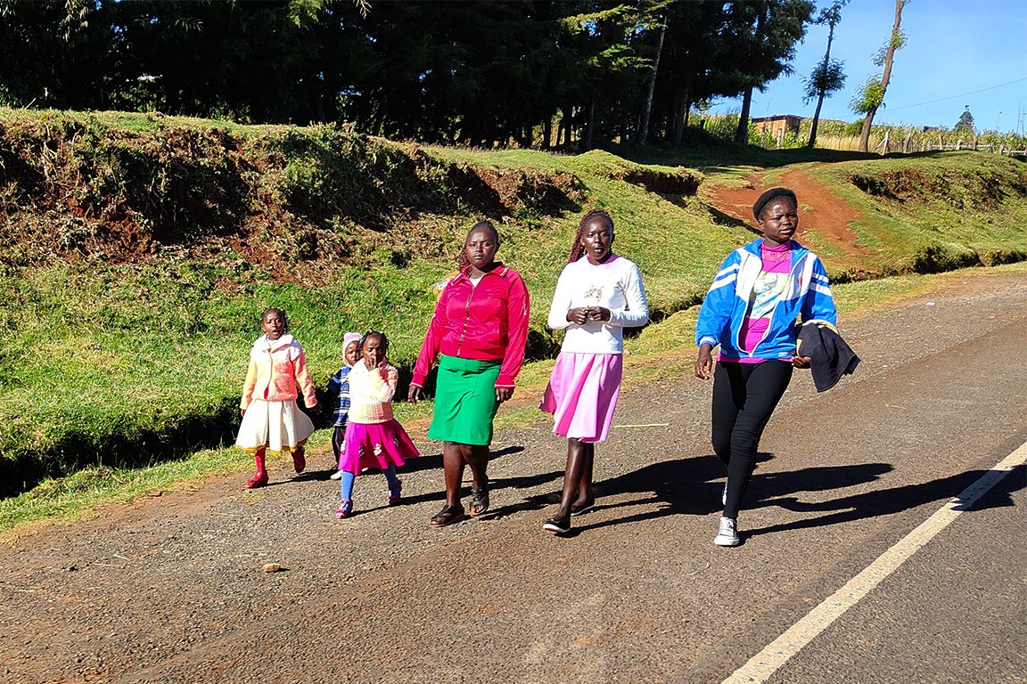 Mujeres vestidas de domingo