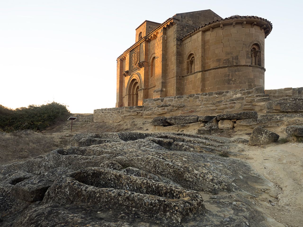 Ermita de Santa María de la Piscina