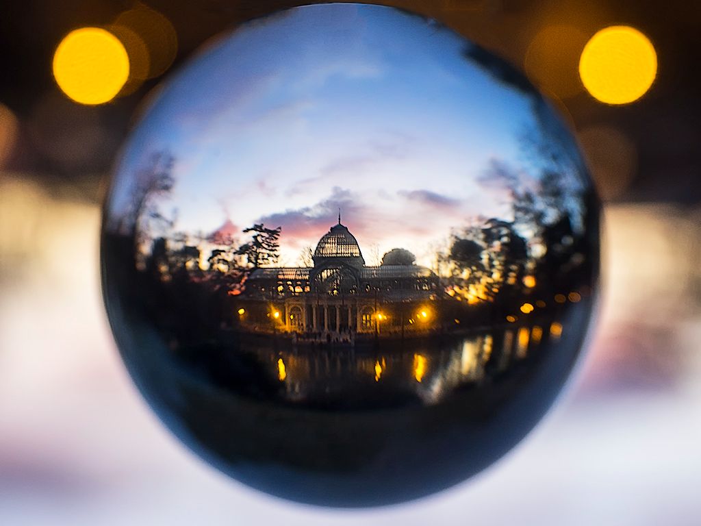 La bola del Palacio de Cristal