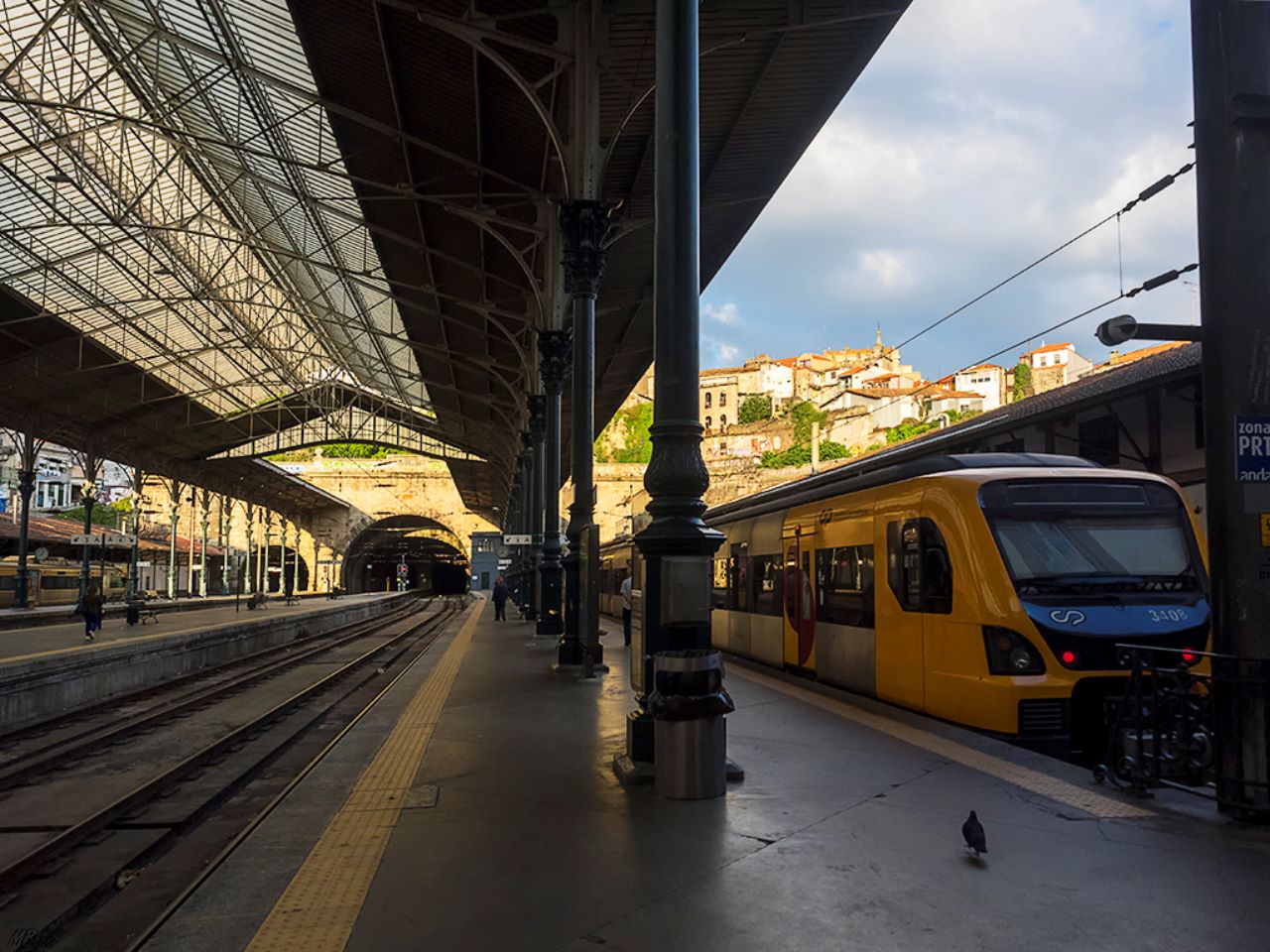 Estación de San Bento