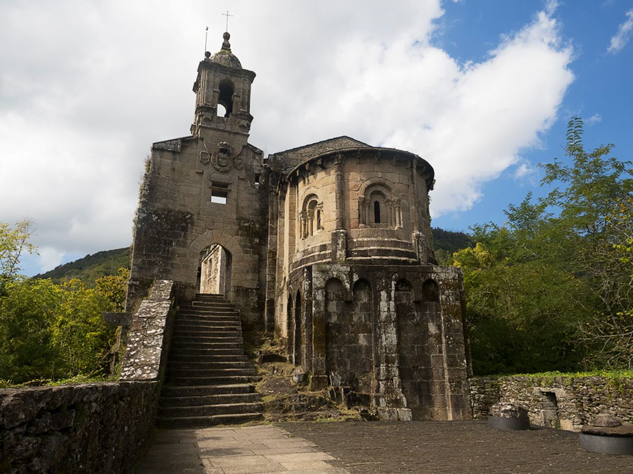 Monasterio de Caaveiro
