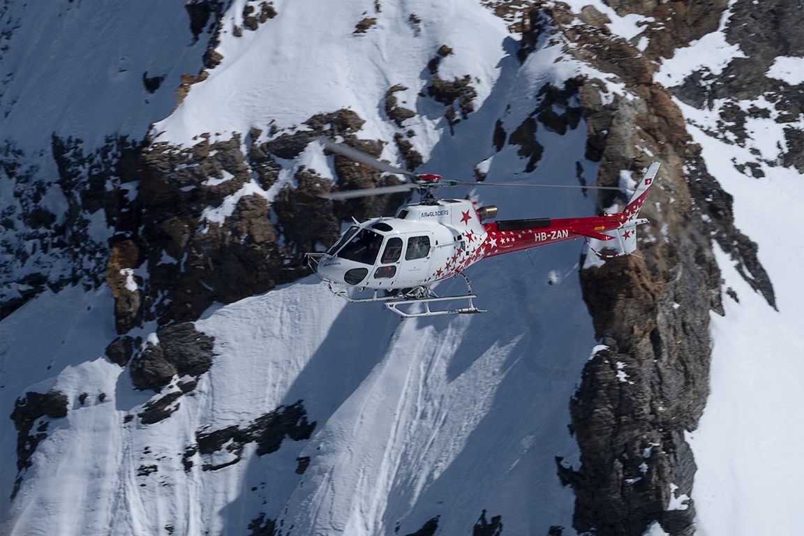 Jungfrau y helicóptero