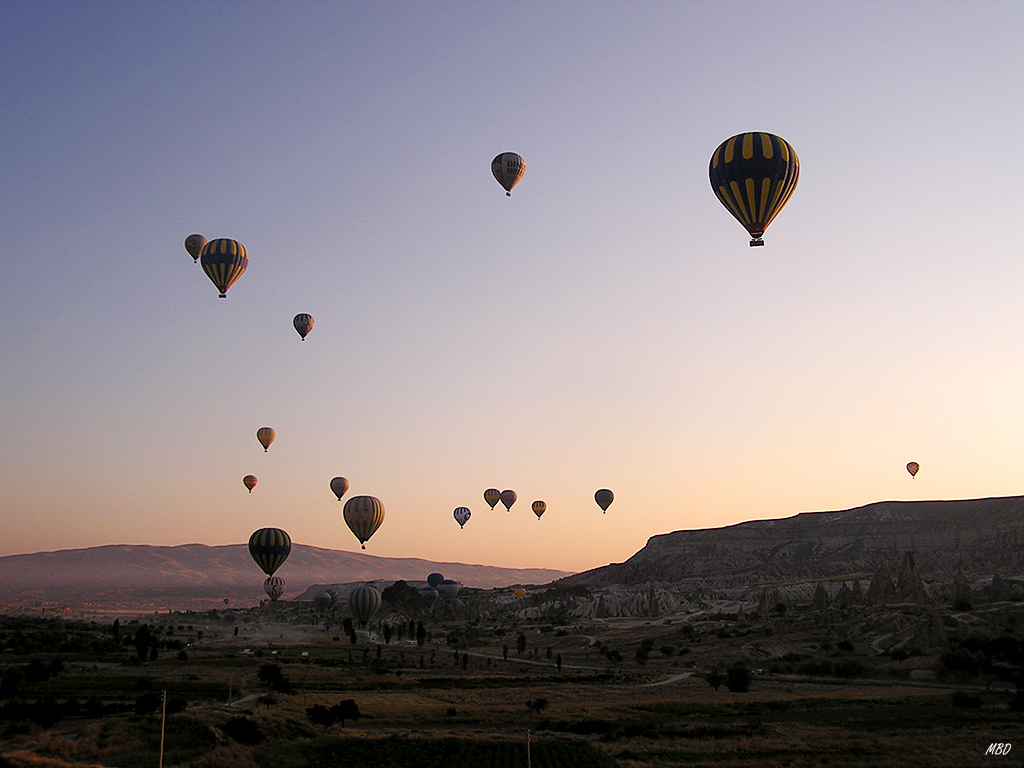 Capadocia. Globos en la madrugada
