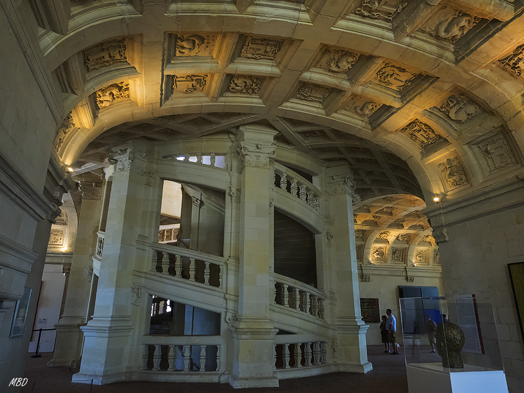 Escalera de doble hélice diseñada por Leonardo